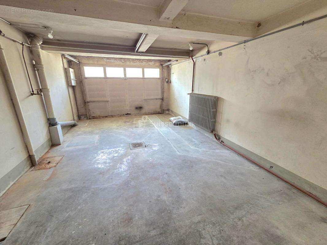 Appartement t5 111.1 m² 169000 euros - photo 6