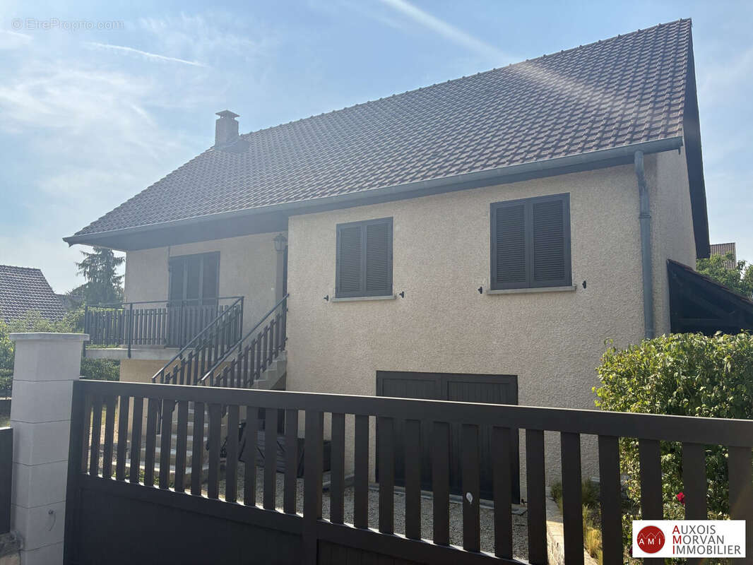 Maison 113 m² à Semur-En-Auxois  - photo 2
