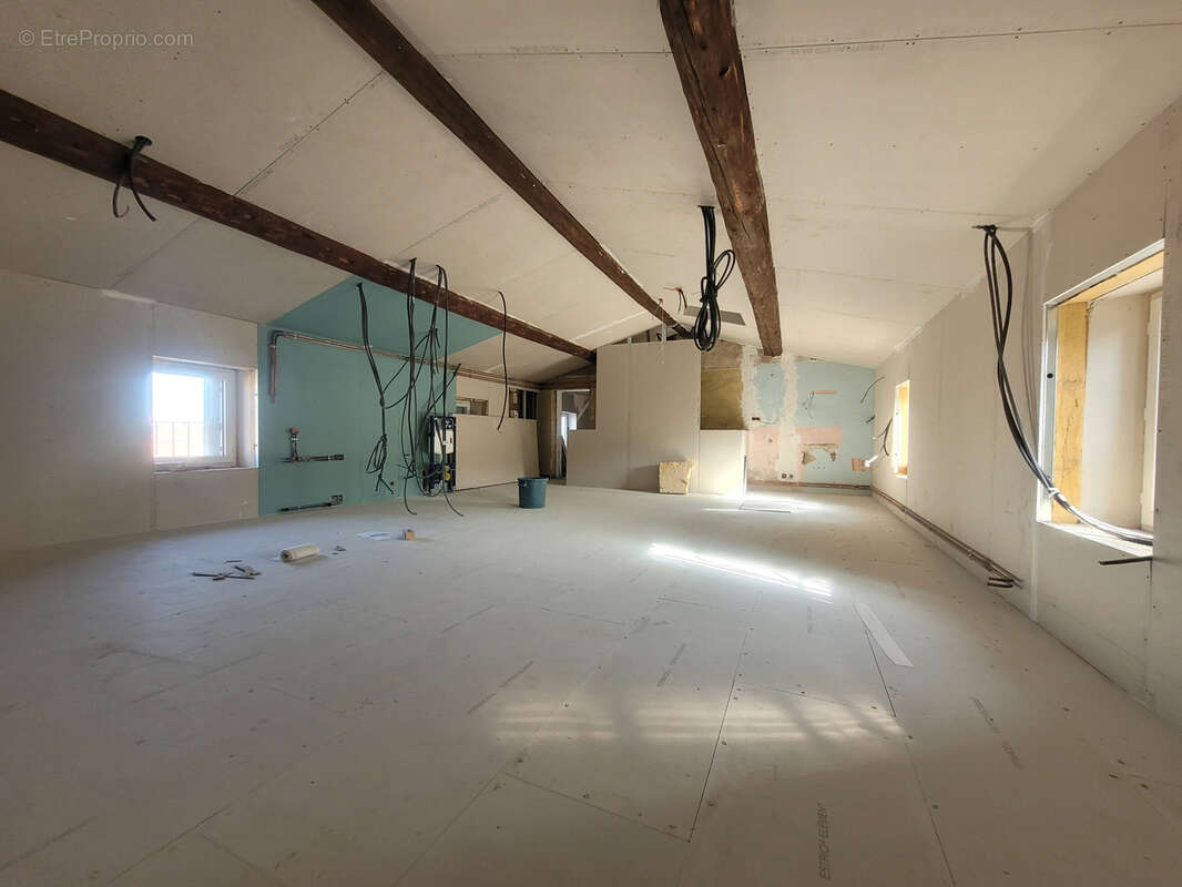 Appartement à AUBIERE