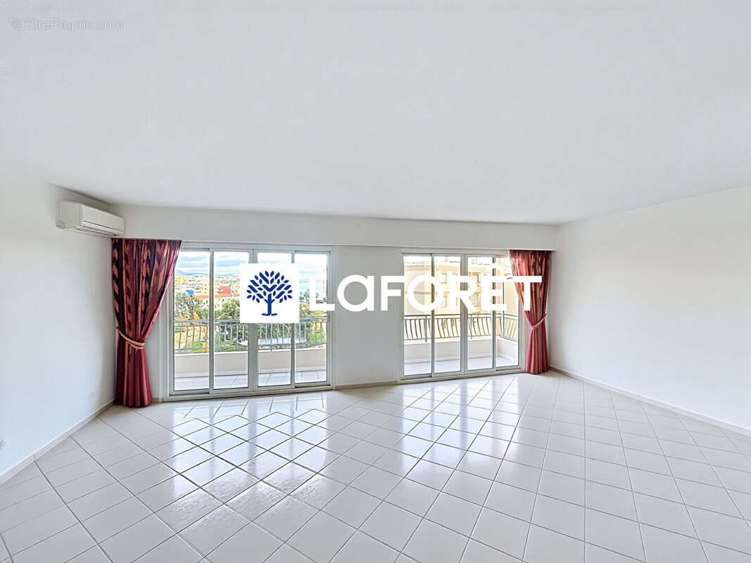 Appartement à CAGNES-SUR-MER