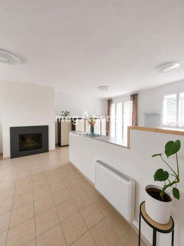 Belle maison : volumes, calme et  terrain arboré ! - photo 4