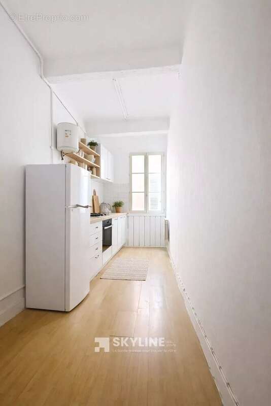 Appartement à MARSEILLE-2E