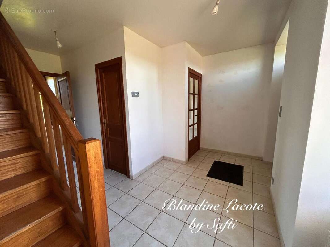 Photo 3 - Maison à MONTBOUCHER