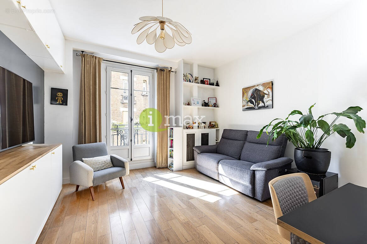 Appartement à CLICHY