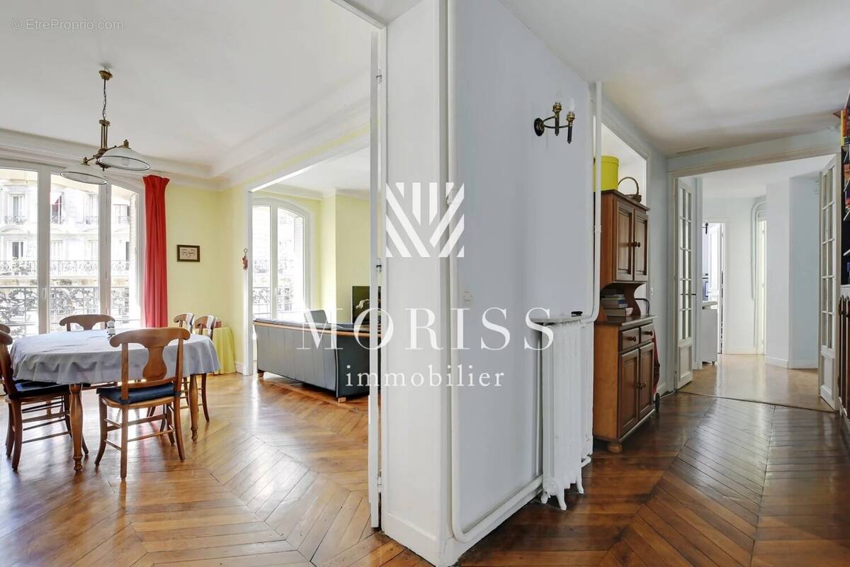 Appartement à PARIS-19E