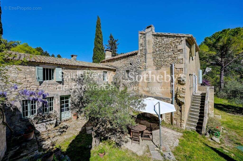 Exclusivité Propriéte de charme située aux Baux de Provence - photo 6