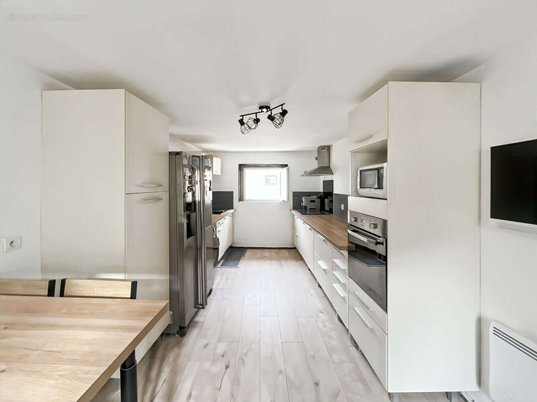 Appartement à EPONE