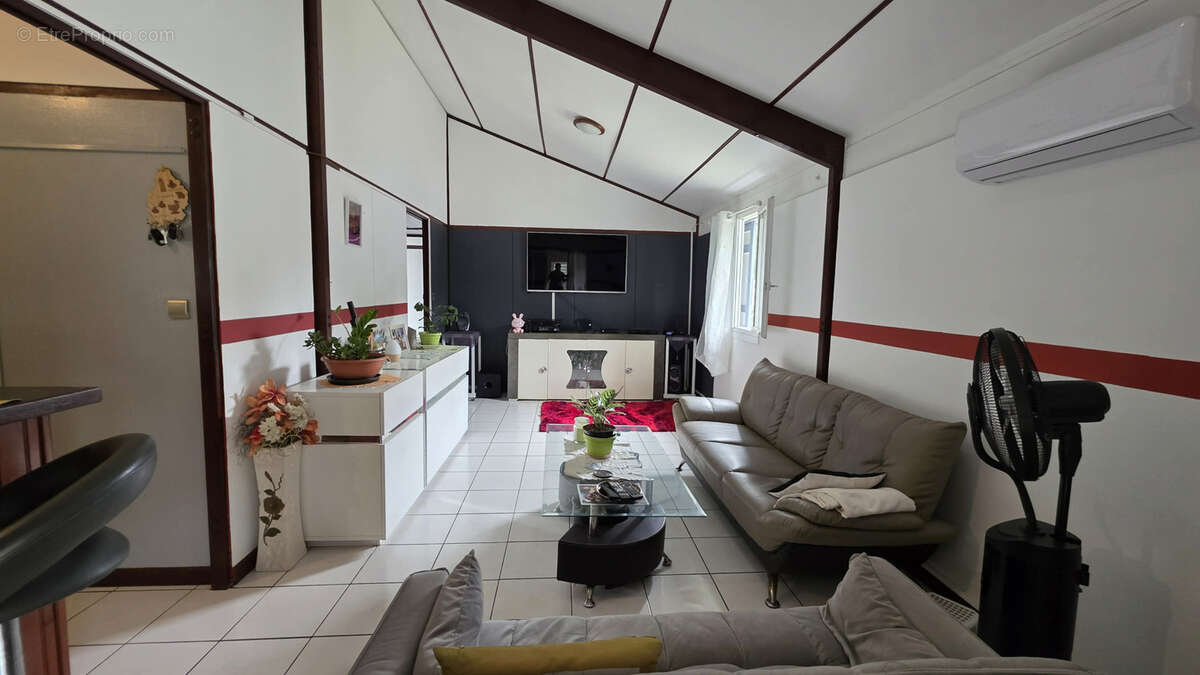 Maison à SAINT-JOSEPH