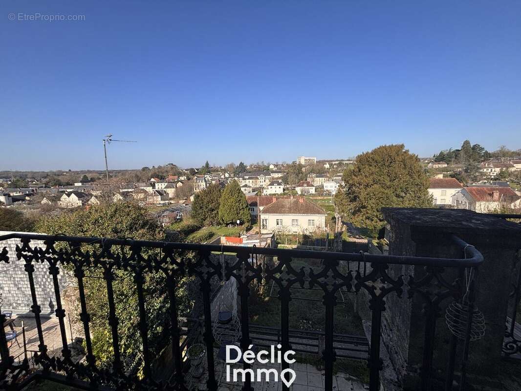 Maison à SAINTE-MAURE-DE-TOURAINE