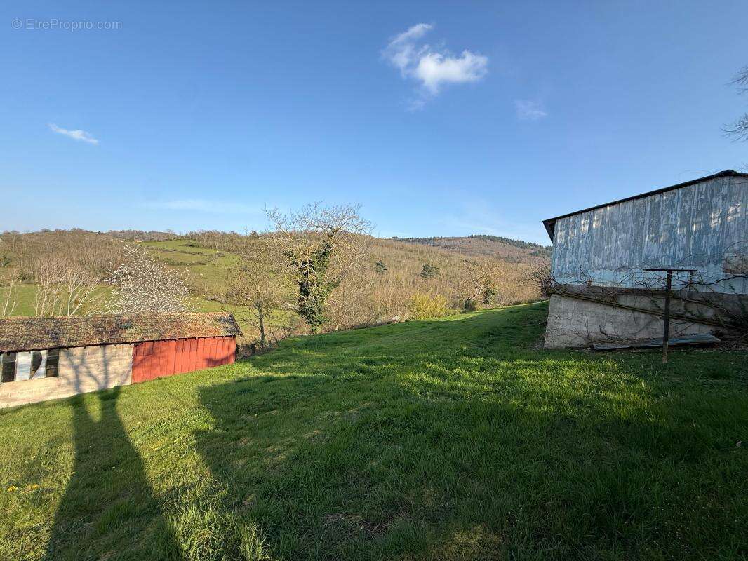 Maison à SOURCIEUX-LES-MINES