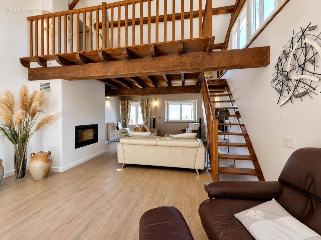 Maison à LA BASTIDE-DE-BESPLAS