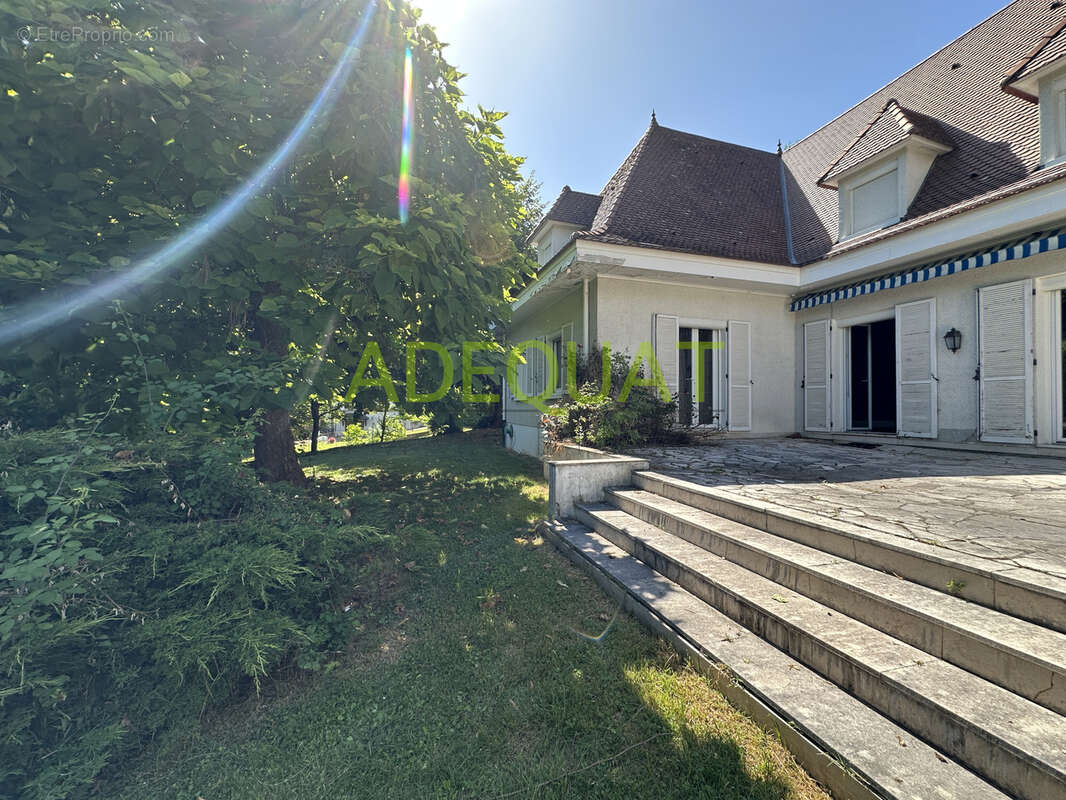 Maison à CESSIEU