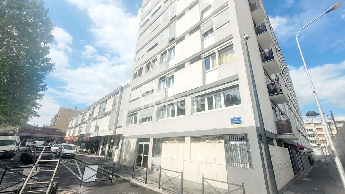 Bois Colombes 4 pièces de 70.87 m2 - 10 Min Gare Saint-Lazare - photo 10