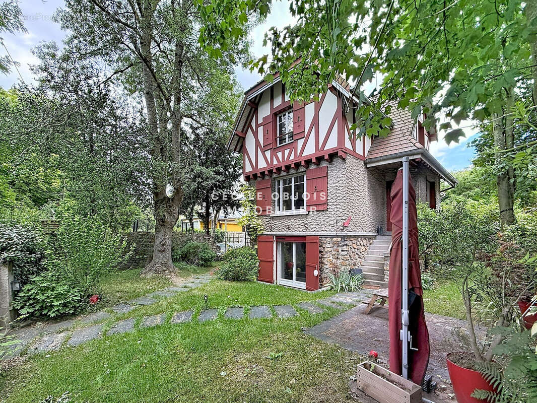 Maison à JOINVILLE-LE-PONT