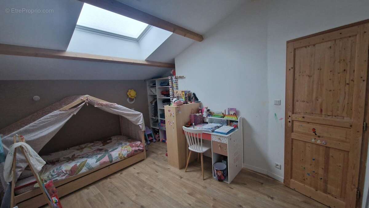 Maison à SAINT-JULIEN-DE-CONCELLES