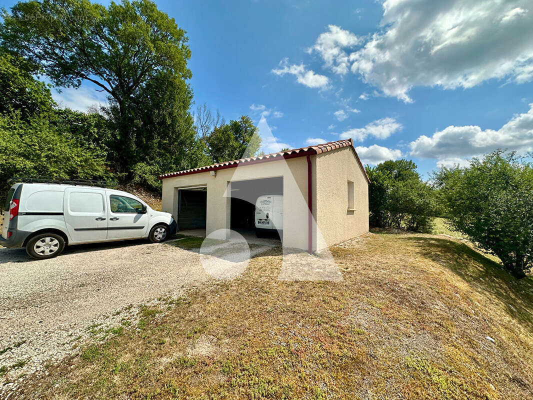 Maison à FRAYSSINET
