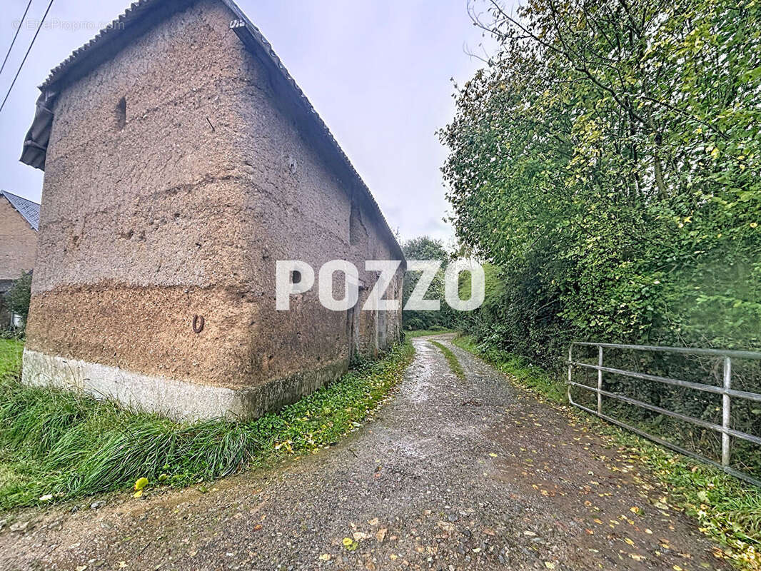 Maison à SAINT-SAUVEUR-LENDELIN