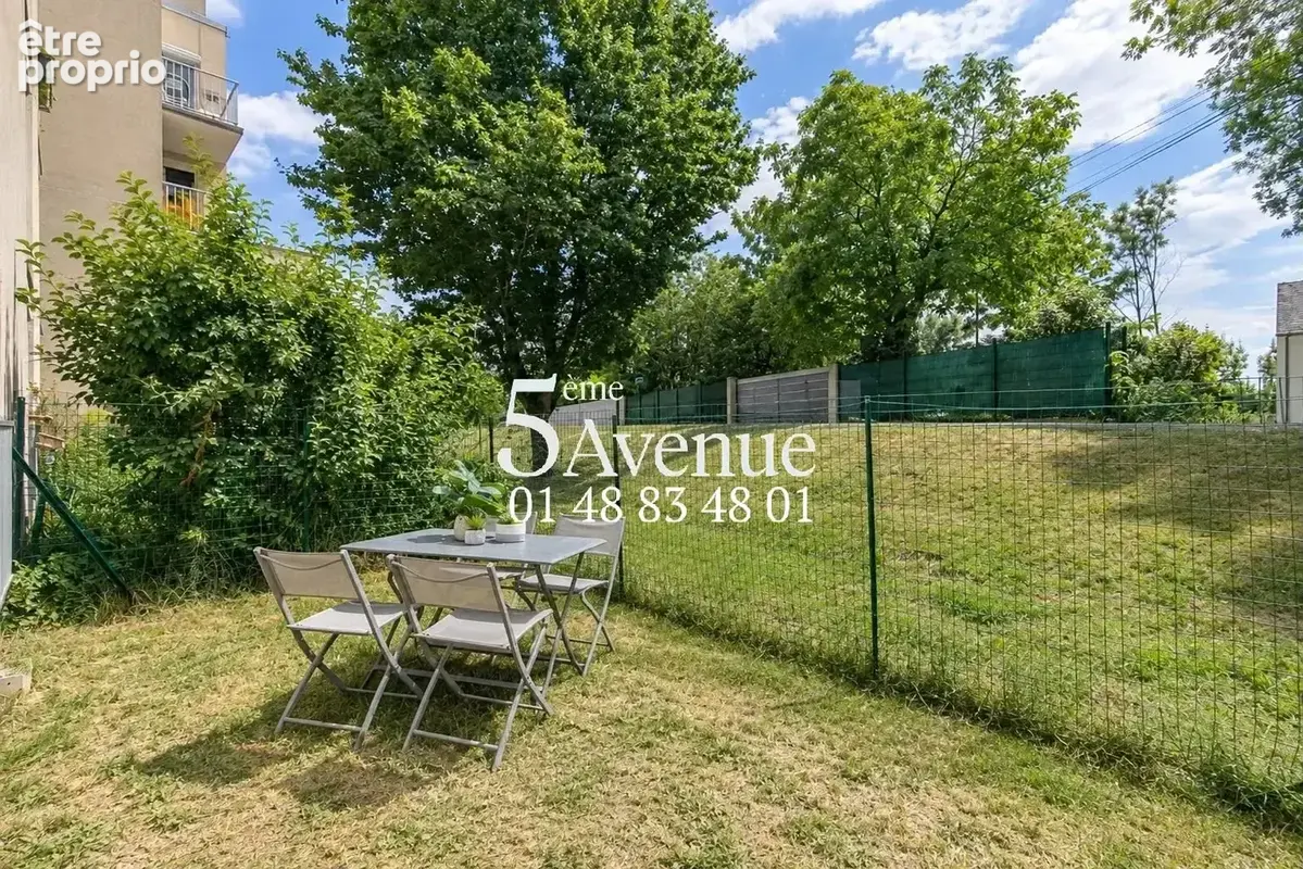 Appartement 3 pièces de 72 m² – Entièrement rénové avec box privatif - photo 13