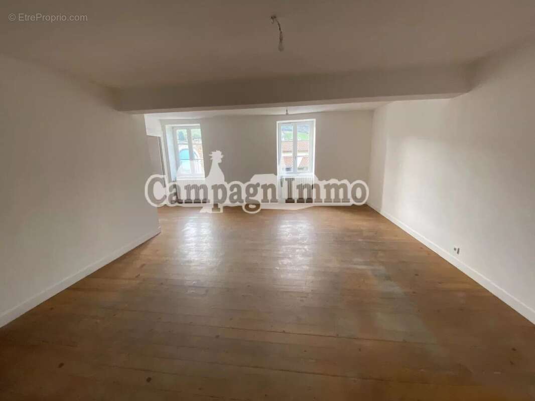 Maison à CHAMBOST-ALLIERES