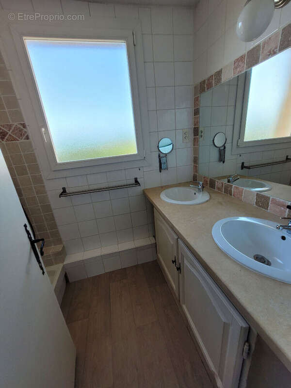 Appartement à SALON-DE-PROVENCE
