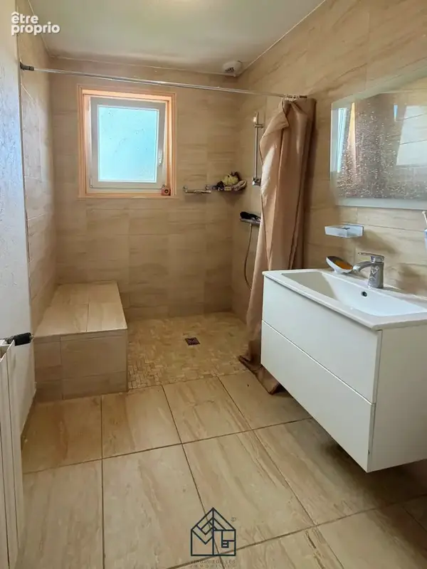 Maison d'habitation Commelle-Vernay - photo 6