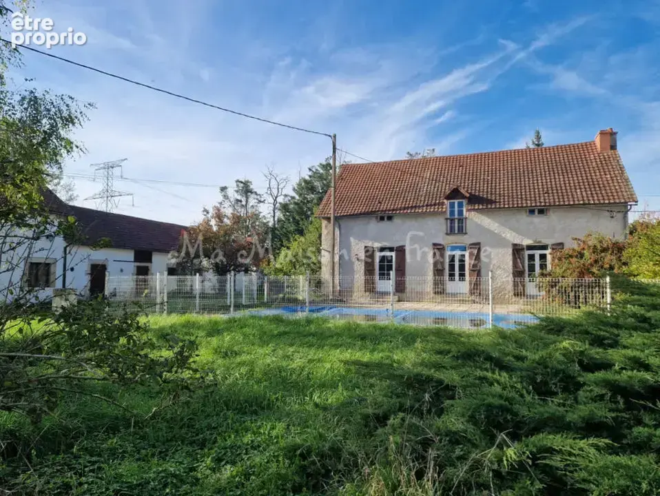 Maison 11 pièces 417 m² à vendre à Saint-Pourcain-Sur-Sioule (03500) - photo 3