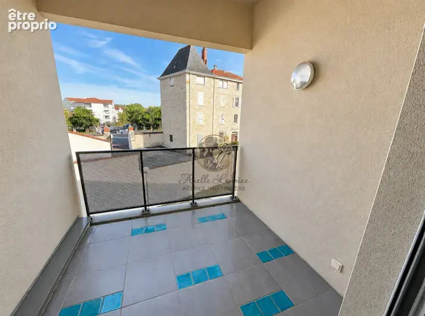 Appartement T2 de 42 m2 avec terrasse et garage dans Copro de 2015   Anse - photo 7