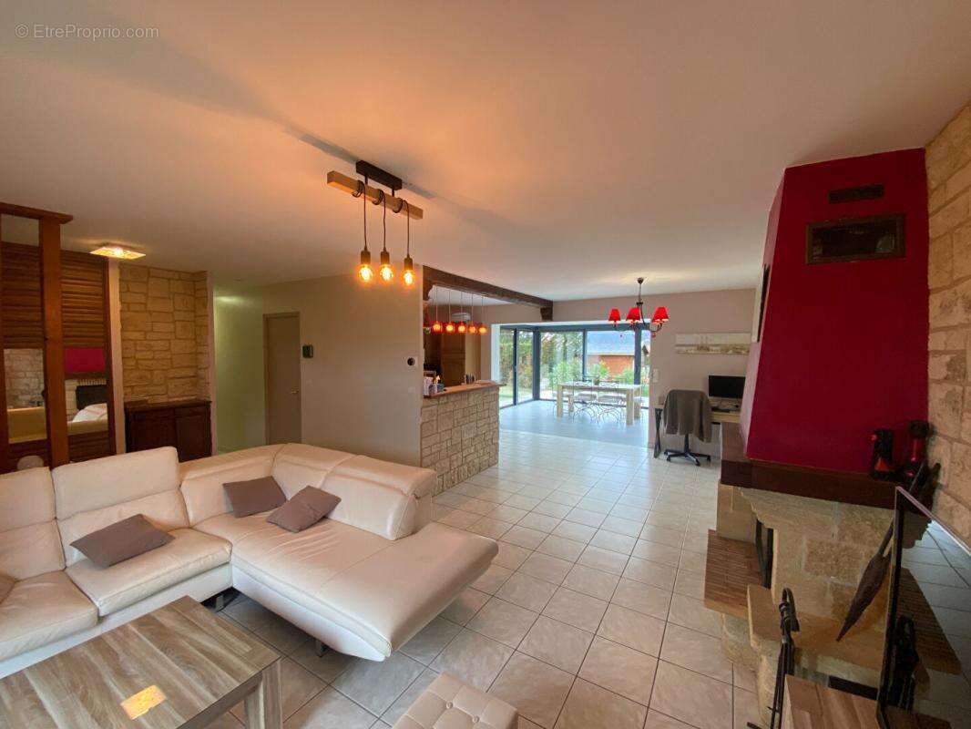 Maison à COURSEULLES-SUR-MER