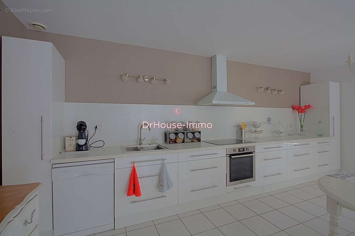 Maison 123 m² à Floirac  - photo 4