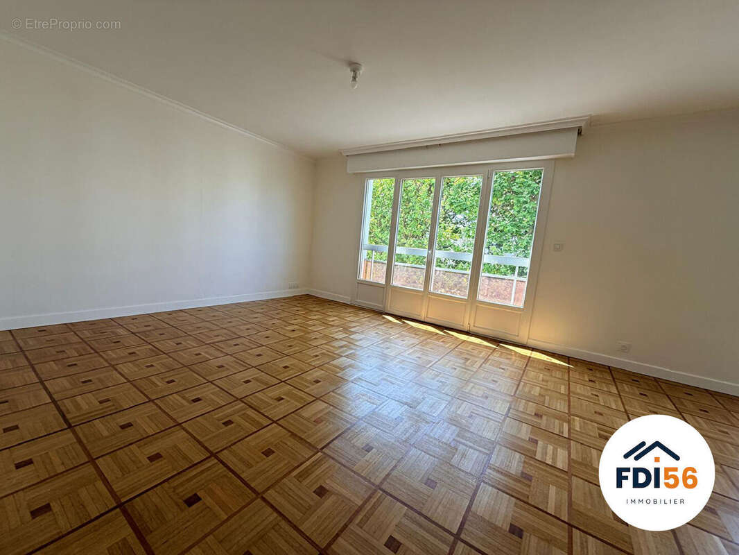 Appartement Lorient 3 pièce(s) 78.71 m2 - photo 3