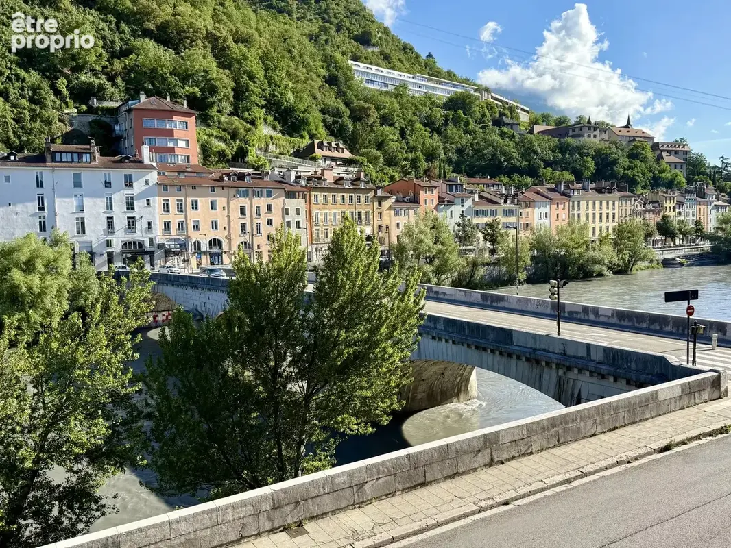 Photo Appartement à Grenoble au prix de 128 000€