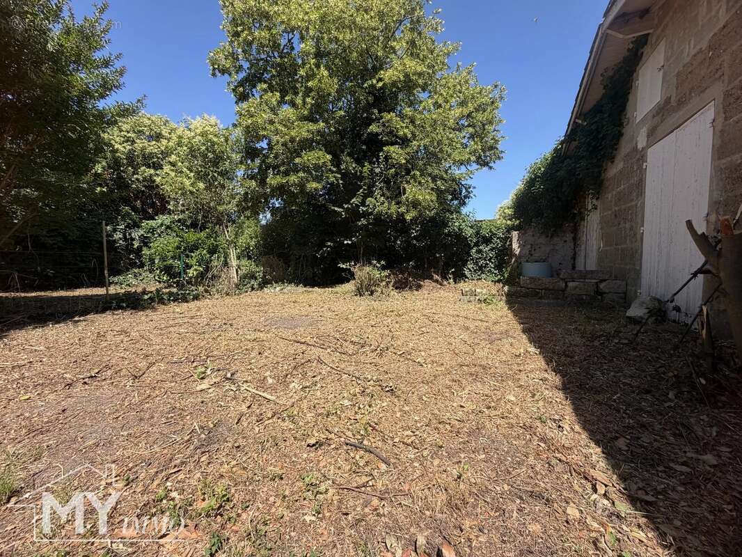 Maison à CASTILLON-LA-BATAILLE
