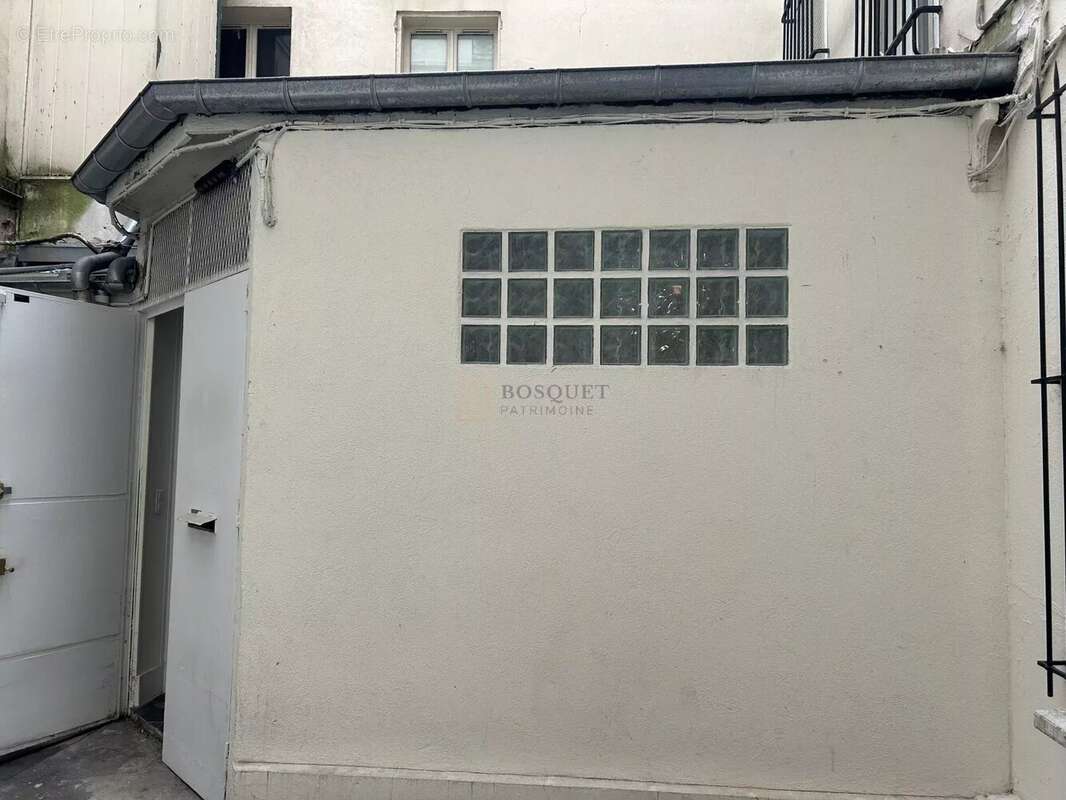 Commerce à PARIS-3E