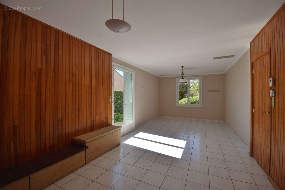 Maison à SAINT-PHILBERT-DE-BOUAINE