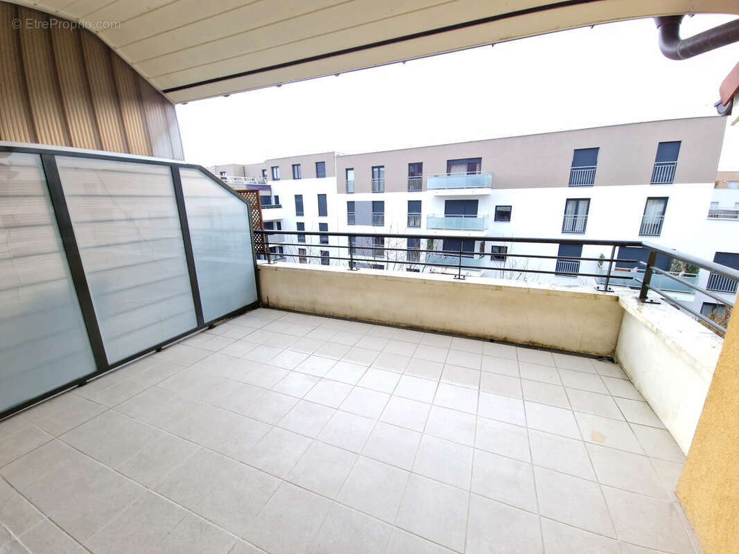 Appartement à FERNEY-VOLTAIRE