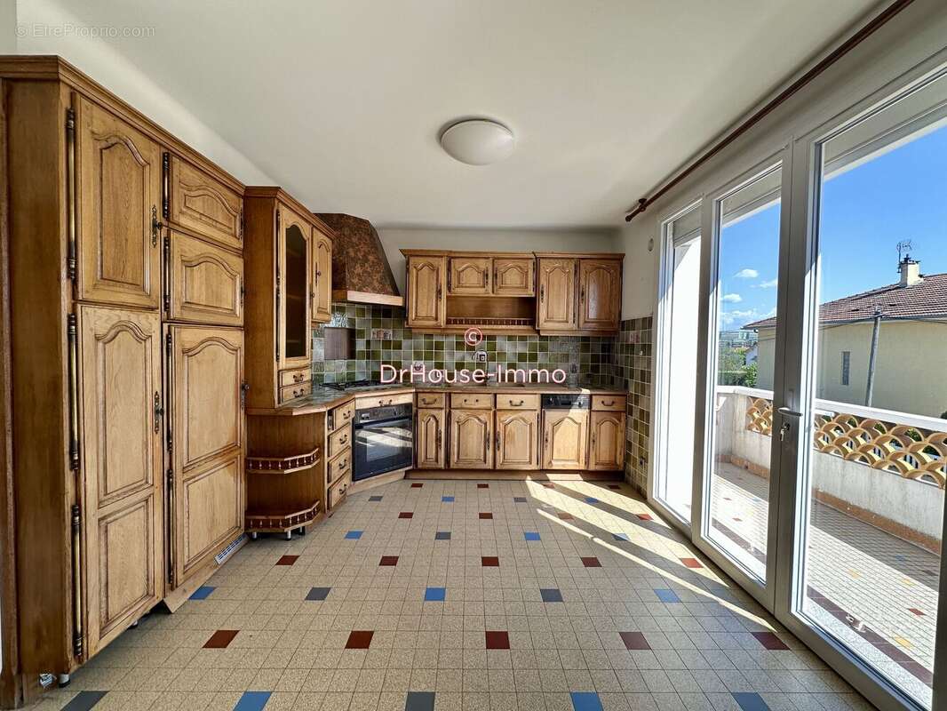 Maison à PORTES-LES-VALENCE