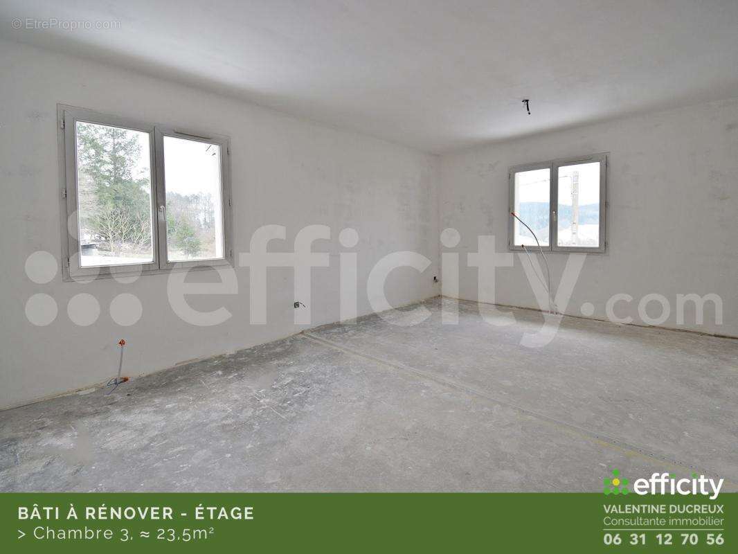 Maison 164 m² à Chazelles-Sur-Lyon  - photo 18