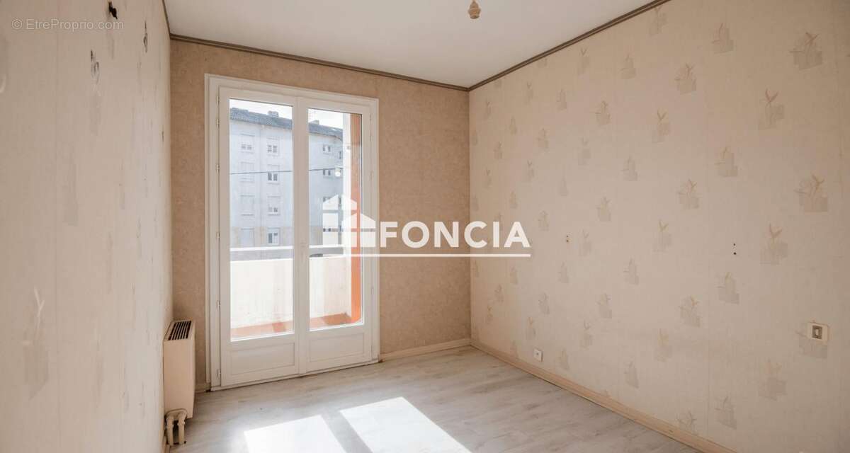 Appartement à DECAZEVILLE
