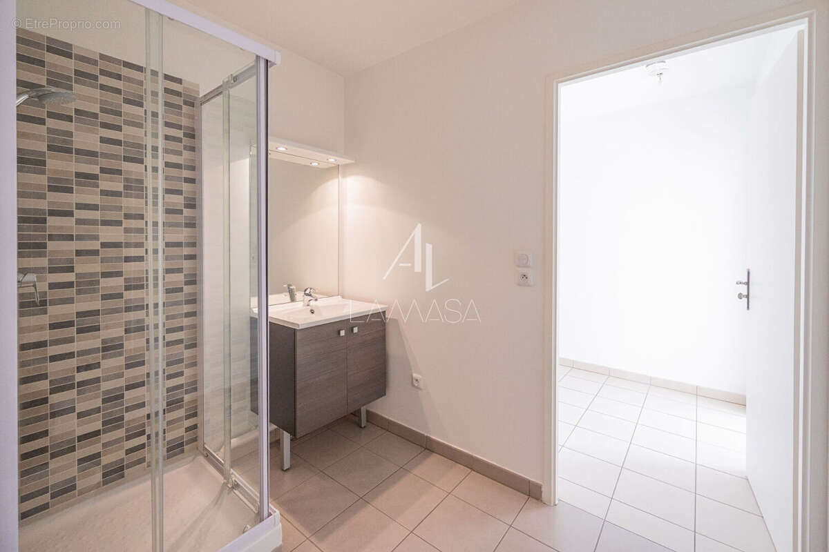 Appartement à POMPONNE