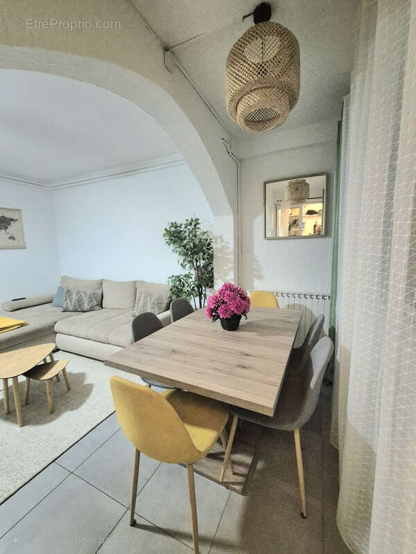 Appartement à HYERES