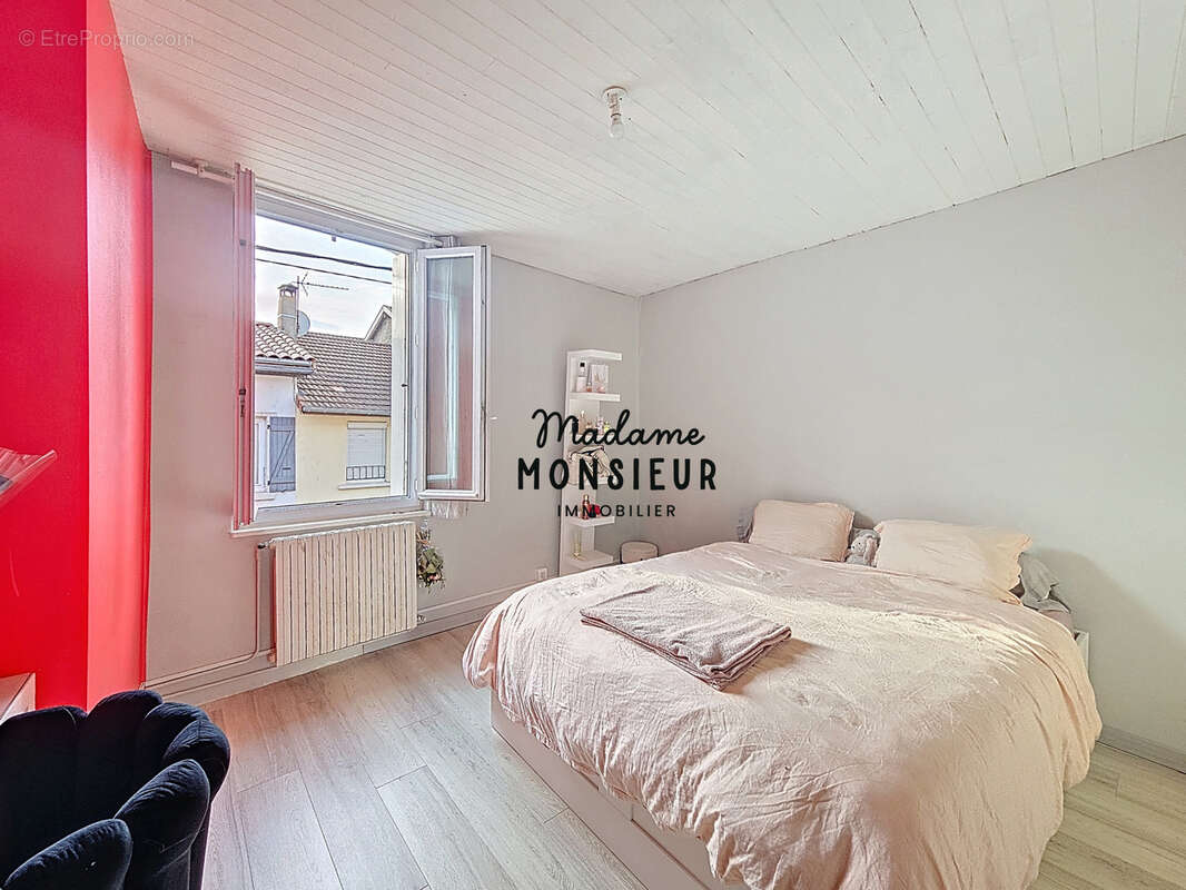 Maison à BOURGOIN-JALLIEU