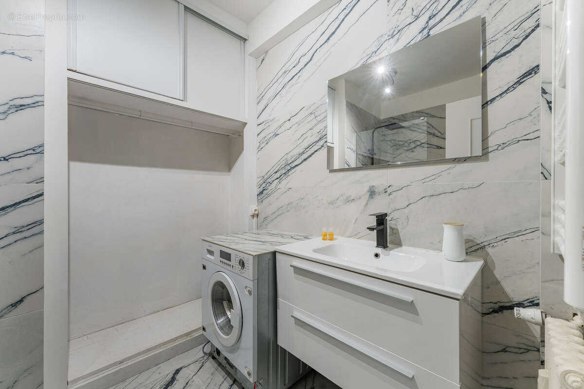 Appartement à LYON-6E