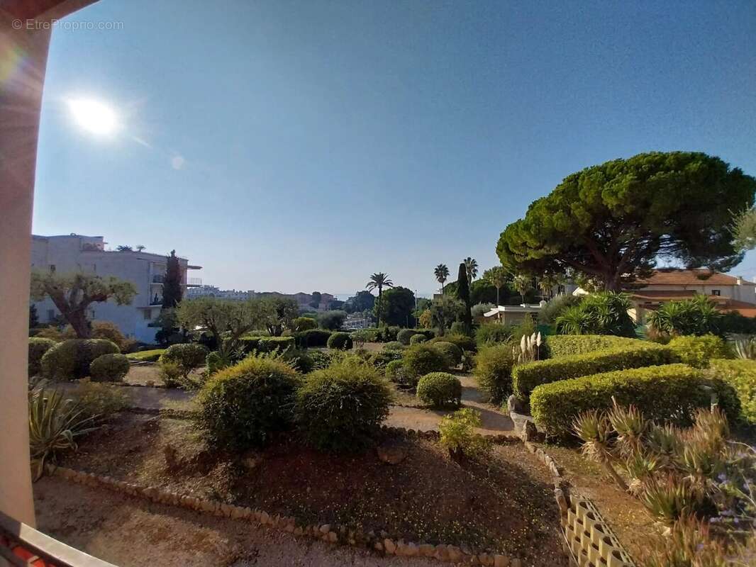 Appartement à ROQUEBRUNE-CAP-MARTIN