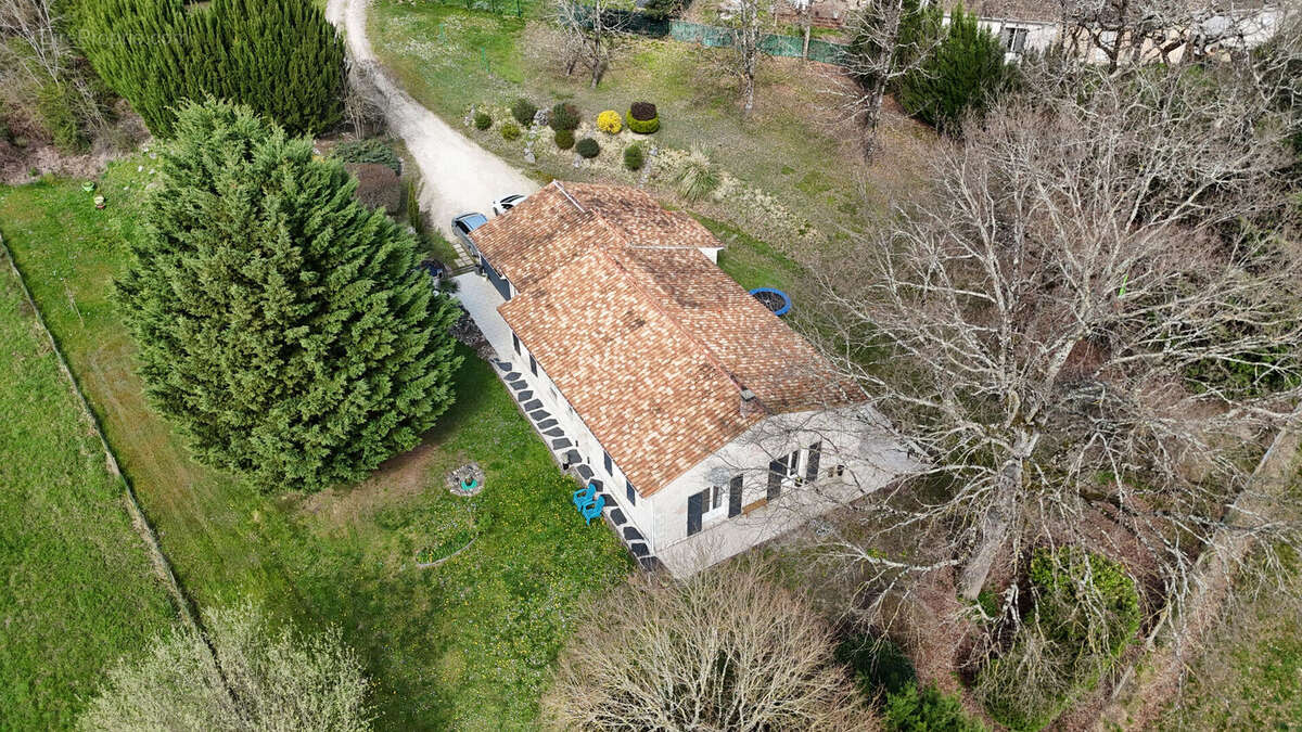Maison à MARGUERON