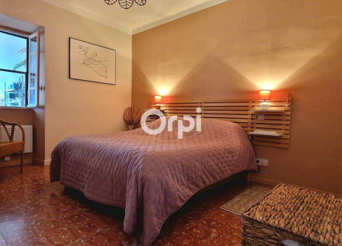 Maison à LARGENTIERE