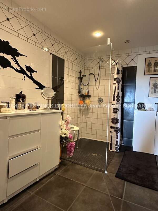 Appartement à GRIGNAN