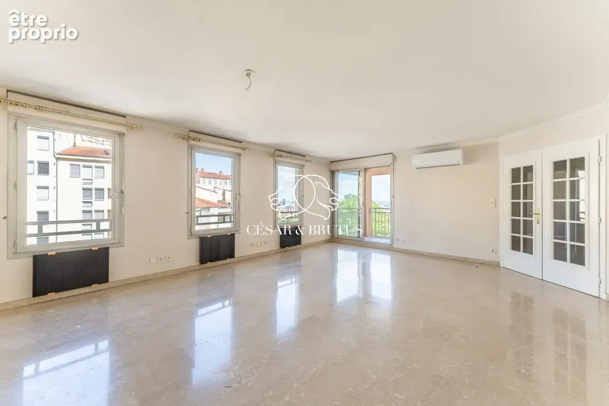 Appartement 2 pièces 71 m² à vendre à Lyon-1e (69001) - photo 2