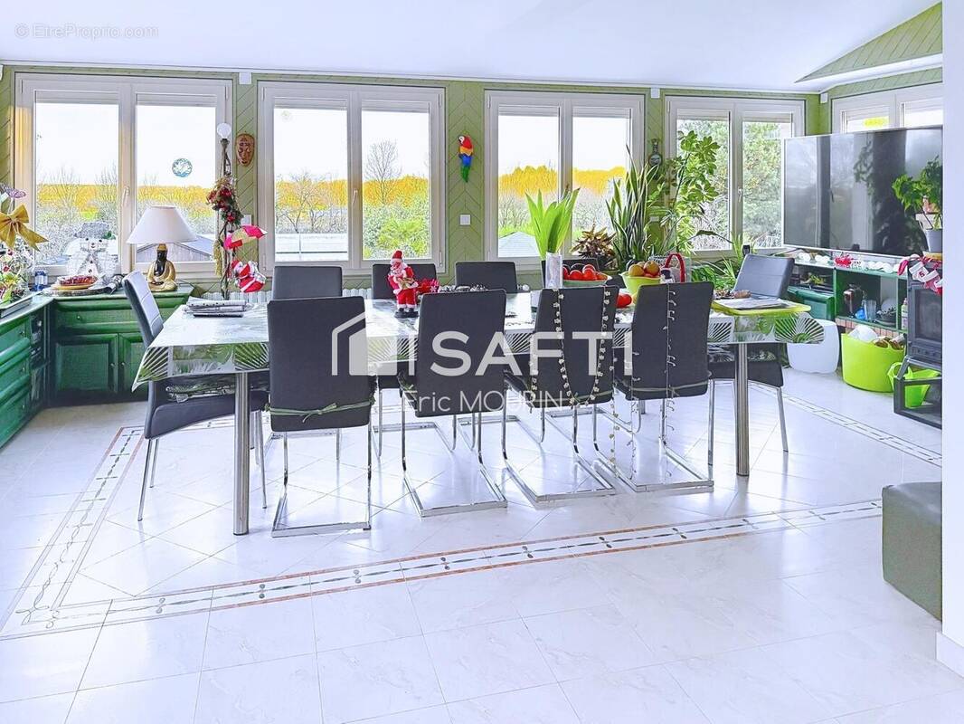 Photo 1 - Maison à LE LION-D'ANGERS