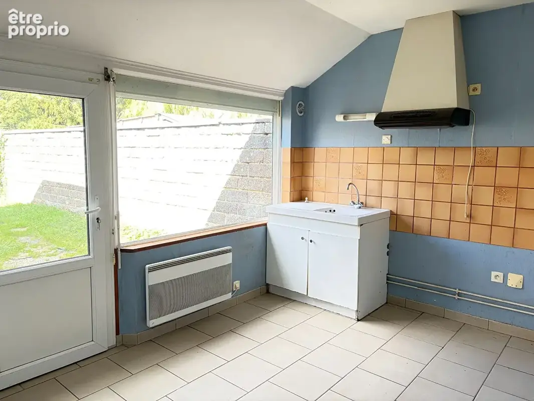 Brou proche du Centre - Maison de ville avec jardin - photo 3
