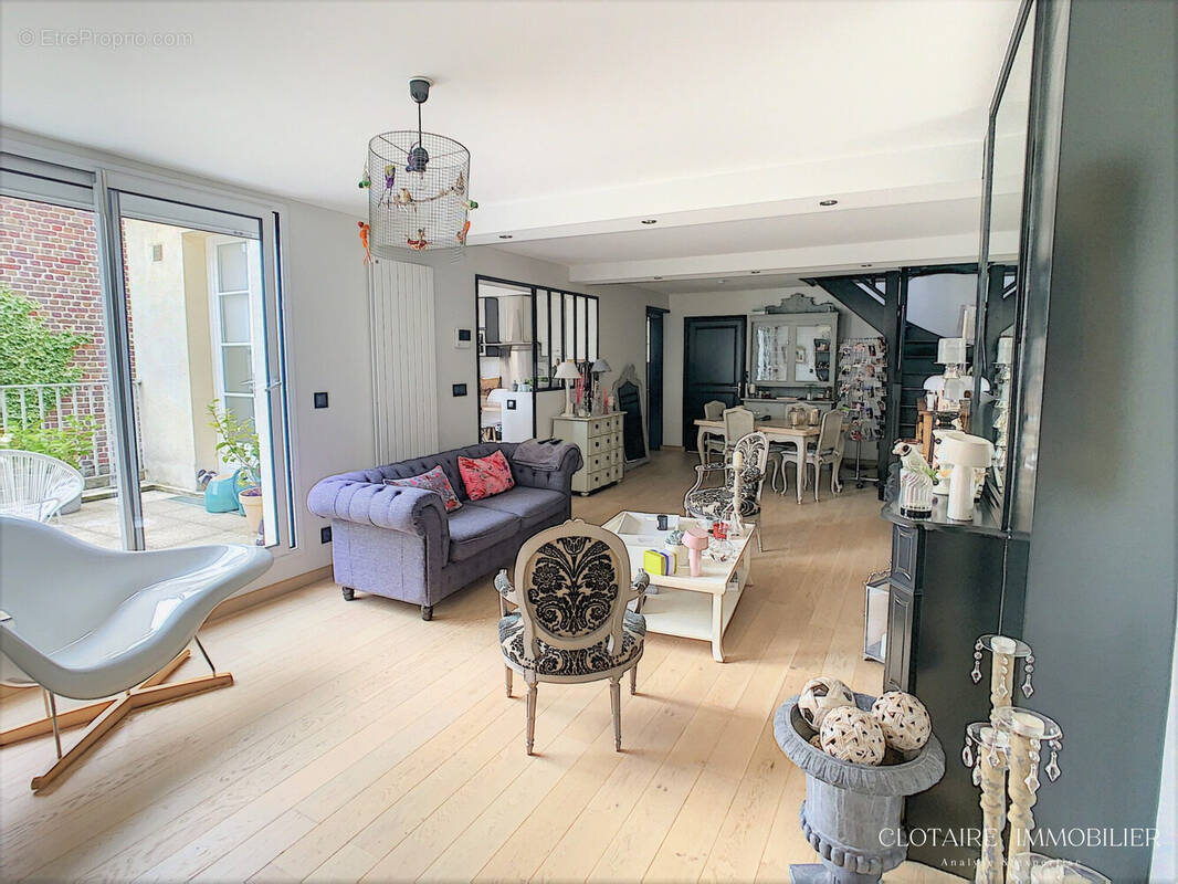 Appartement à COMPIEGNE